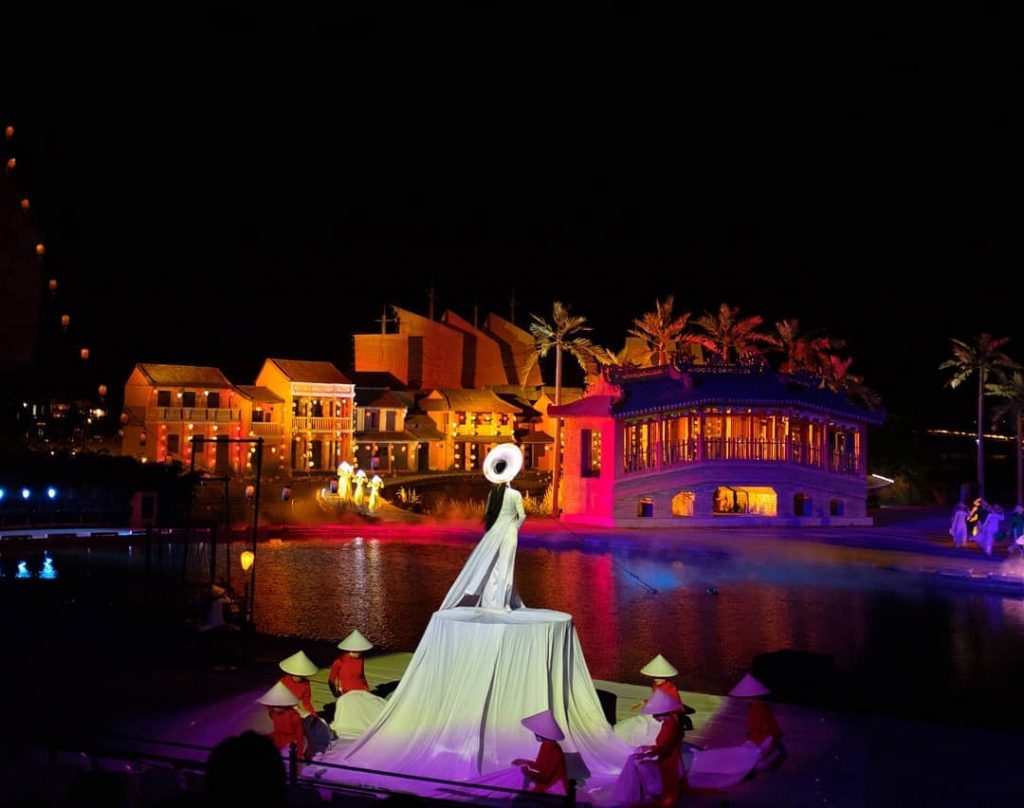 Mà trình diễn đặc sắc trong show diễn Ký ức Hội An